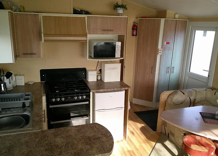 Highfields Rio 6 Berth Blow Heated