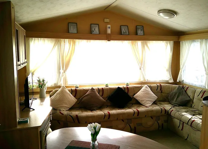 Highfields Rio 6 Berth Blow Heated