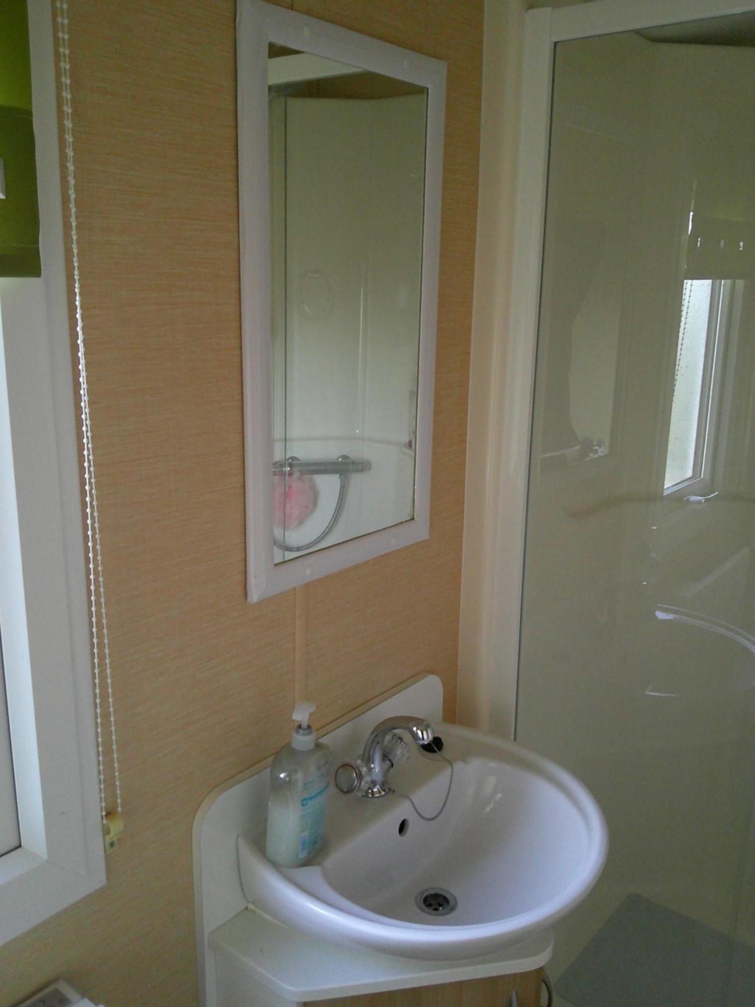 Highfields Rio 6 Berth Blow Heated Apartment *