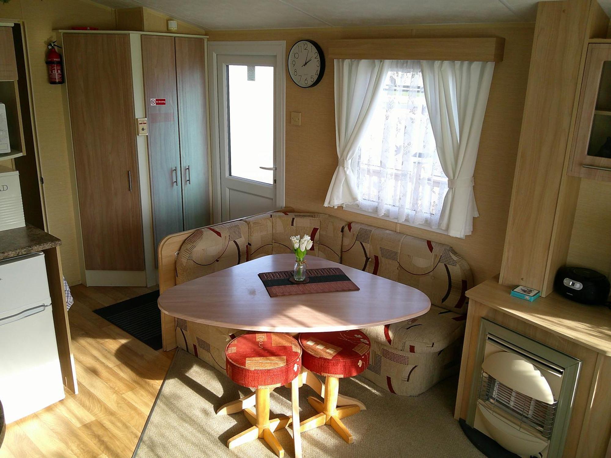 Highfields Rio 6 Berth Blow Heated Apartment