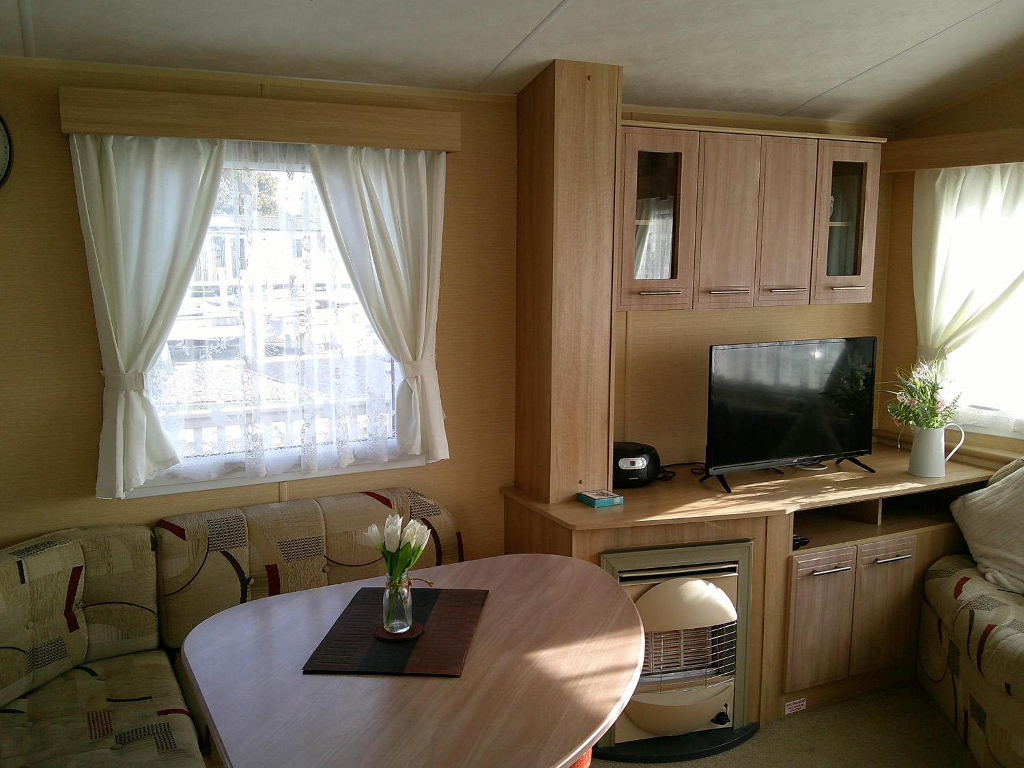 Highfields Rio 6 Berth Blow Heated Skegness